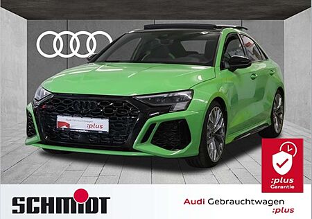 Audi RS3 Limousine Pano Adapt. Fahrwerk Sportabgas HuD A...