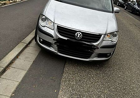 VW Cross Touran Volkswagen 1.4 TSI DSG