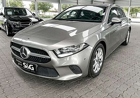Mercedes-Benz A 200 d Progressive Sitzh.+17+RüKam+MBUX
