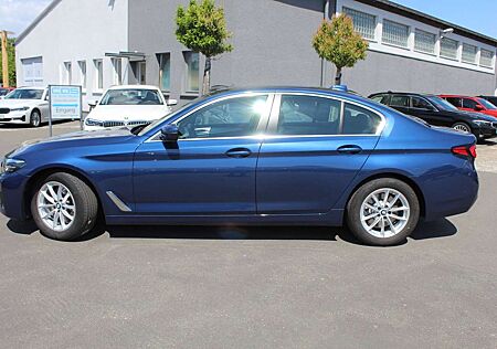 BMW 520 d Limousine +DAB+S-Leder+KAMERA+Lenkradheizung+