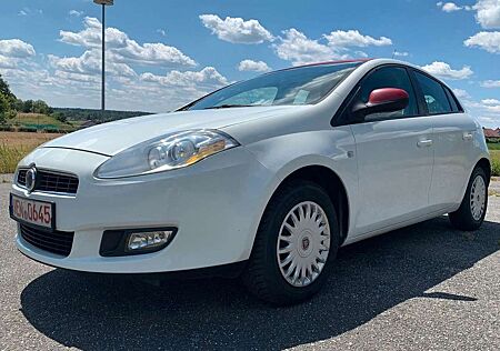 Fiat Bravo 1.4 16V Dynamic*KLIMAAUTO*TÜV 06/2027*PDC*