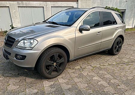 Mercedes-Benz ML 320 CDI 4Matic Airmatik 19 Zoll Leder