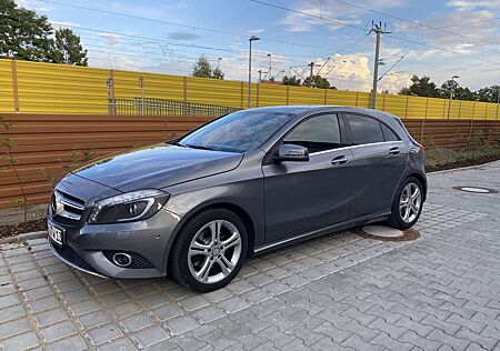 Mercedes-Benz A 180 BlueEfficiency (176.042)