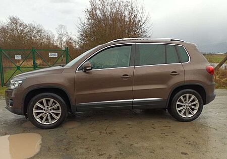 VW Tiguan Volkswagen +2.0+TDI+DPF+BlueMotion+TechnologySport+