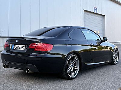 BMW 330 330d E92 LCI M-Paket TÜV Neu CarPlay