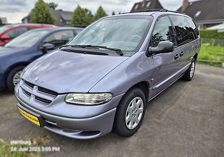 Chrysler Grand Voyager 2.4 SE Automatik Klima 7 sitzer 1 Hand