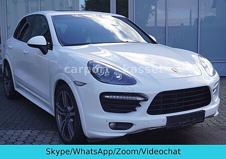Porsche Cayenne GTS Sport-Design/Pano/AHK/21"Turbo Rad