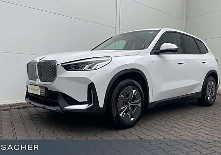 BMW iX1 A XDRIVE30 LCPlus RFK SHZ DAB+ LED