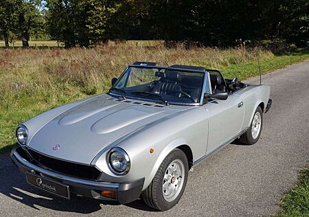 Fiat 124 Spider