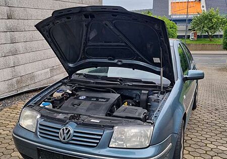 VW Bora Volkswagen 1.6 / Sauberer Zustand / Fahrtüchtig