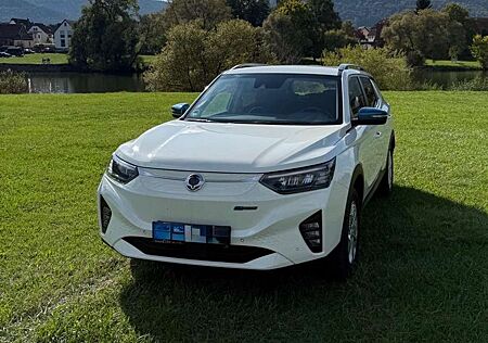 SsangYong Korando E-Motion Titanium