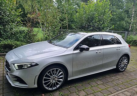 Mercedes-Benz A 250 e 8G-DCT AMG Line