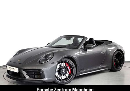 Porsche 992 (911) Carrera 4 GTS Cabriolet