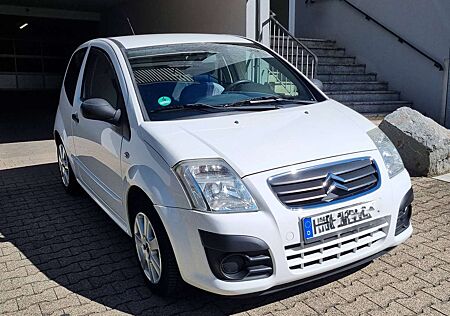 Citroen C2 HU 6/28, Allwetterreifen, neue Bremsen