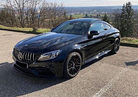 Mercedes-Benz C 63 AMG S Coupe LED+DTR+360°+HUD+AERO+PANO+Driver+BURME