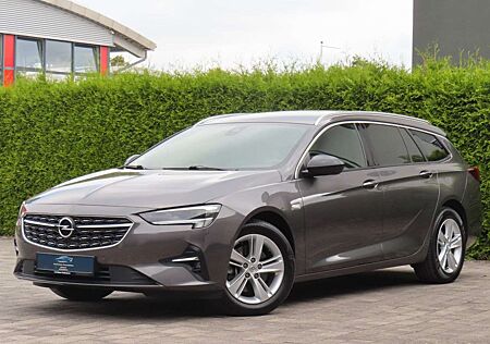 Opel Insignia B Sports Tourer Business Aut. / 174 PS