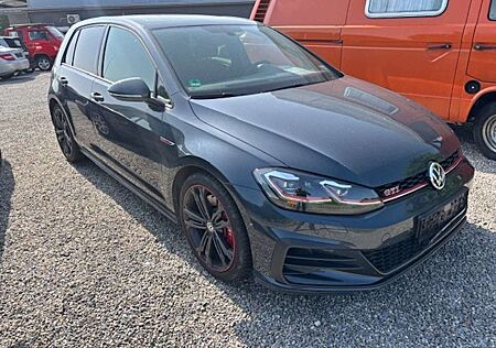 VW Golf Volkswagen GTI Edition 30