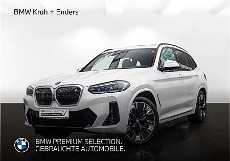 BMW iX3 +AHK+Panorama+Navi+HUD+Kamera+Leder+e-Sitze