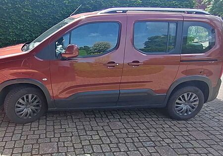 Peugeot Rifter BlueHDI 130 L1 EAT8 Allure
