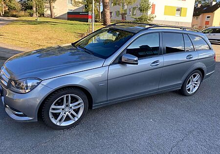 Mercedes-Benz C 220 T CDI DPF (BlueEFFICIENCY) 7G-TRONIC Avantga