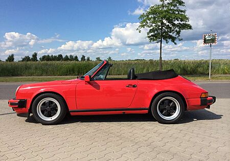 Porsche 911 Carrera Cabriolet