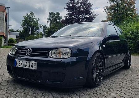VW Golf Volkswagen 3.2 R32 4Motion