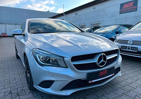 Mercedes-Benz CLA 200 Automatik, Navi, Bi-Xenon, PDC, Leder