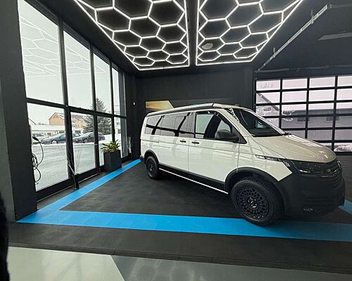 Volkswagen T6 California T6.1 California WoMo "OFFROAD-Umbau" Küche LED