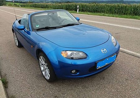 Mazda MX-5 2.0 MZR Roadster - TÜV / ASU +Service neu