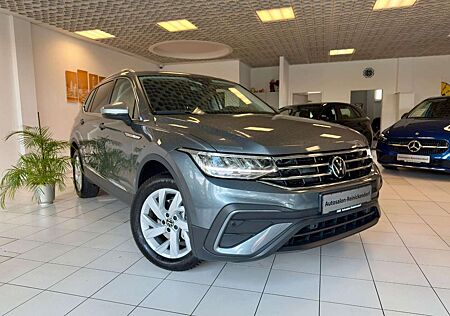 VW Tiguan Allspace Volkswagen 1.5 TSI DSG Life*ACC*AHK*7Sitzer