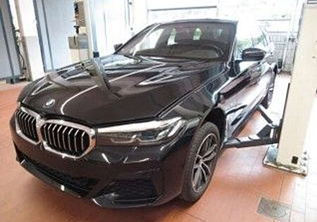 BMW 530 d/Aut/LCPProf/LEDer/BelüftungStz/AHK/M-Sport