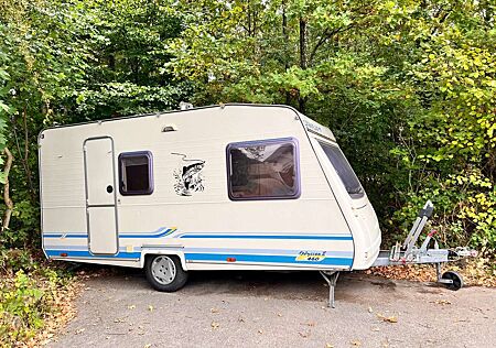 Caravans-Wohnm Caravelair Wohnwagen Typ B4514