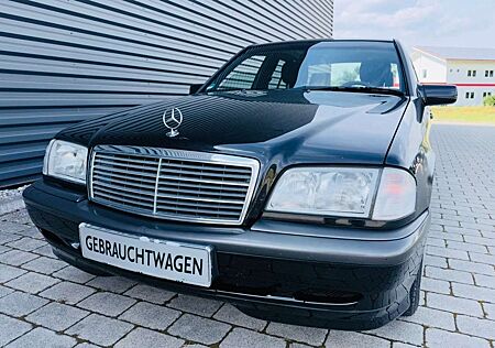 Mercedes-Benz C 180 Limousine 4-türig/Klima/2 Hand/TÜV:08/2026