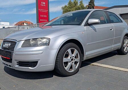 Audi A3 1.9 TDI Attraction / TÜV 03/27 / Klimaaut.