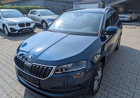 Skoda Karoq Clever 1.5 TSI *Pano*AHK*Standheizung