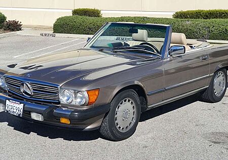 Mercedes-Benz SL 560 Originallack Historie Hardtop