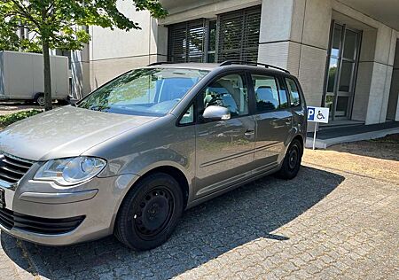 VW Touran Volkswagen Trendline EcoFuel~7 Sitze