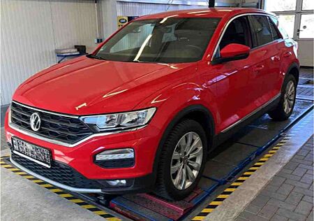 VW T-Roc Volkswagen 1.