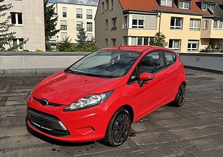 Ford Fiesta | 1.4 Titanium | 96 PS | Benziner |
