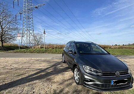 VW Golf Sportsvan Volkswagen Highline