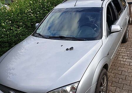 Ford Mondeo 1.8 Turnier Ghia