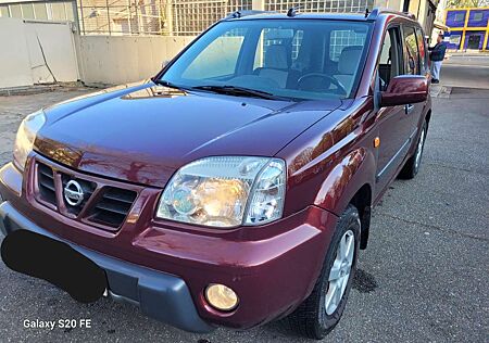 Nissan X-Trail 2.2 Di 4x4 Elegance