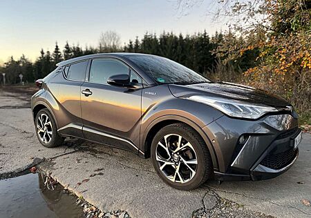 Toyota C-HR Hybrid Team Deutschland