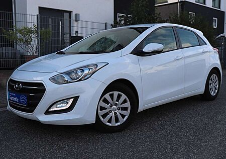 Hyundai i30 blue Trend Wagen Nr.: 078