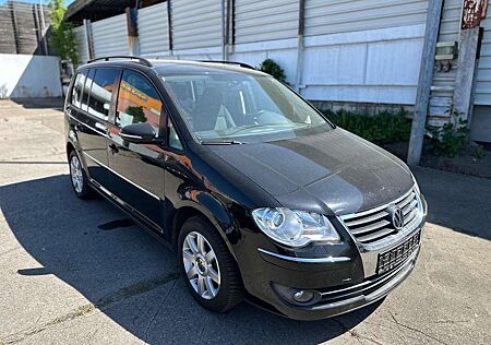 VW Touran Volkswagen Highline *7-SITZER*KLIMATRONIC*NAVI*ALU
