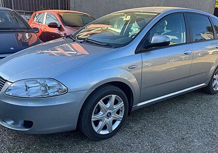 Fiat Croma 2.2 16V MPI Emotion/AUTOMATIK/KLIMA/1-HAND
