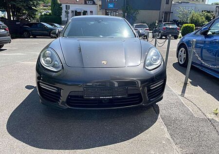 Porsche Panamera GTS Soft-Close LED SWA ACC Kamera-360
