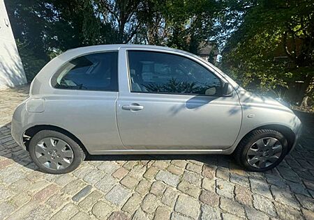 Nissan Micra 1.2 3 Türer