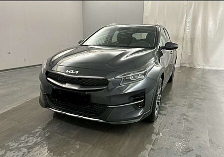 Kia XCeed Spirit Plug-in Hybrid/Navi/LED/Kam/18Zoll Klima