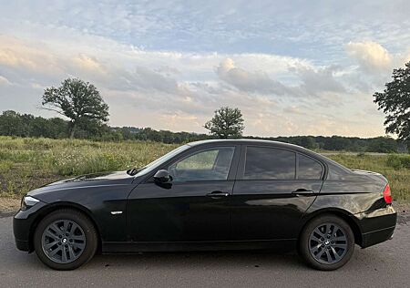 BMW 320i 320